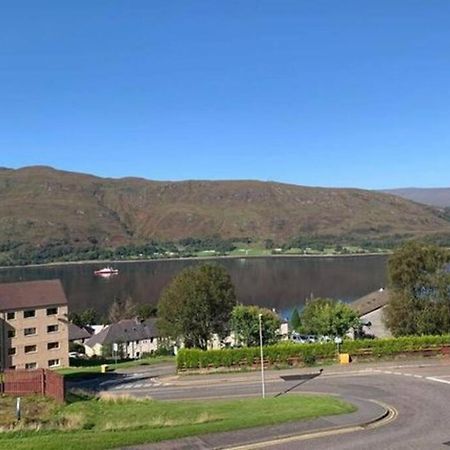 Premium Ground Floor Apartment, Near Fort William Town Centre エクステリア 写真
